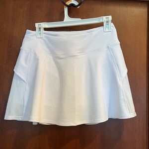 Peach Brand Tennis Skirt, NWOT, White with mesh back of skirt, size S
